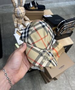 Casquette burberry A++